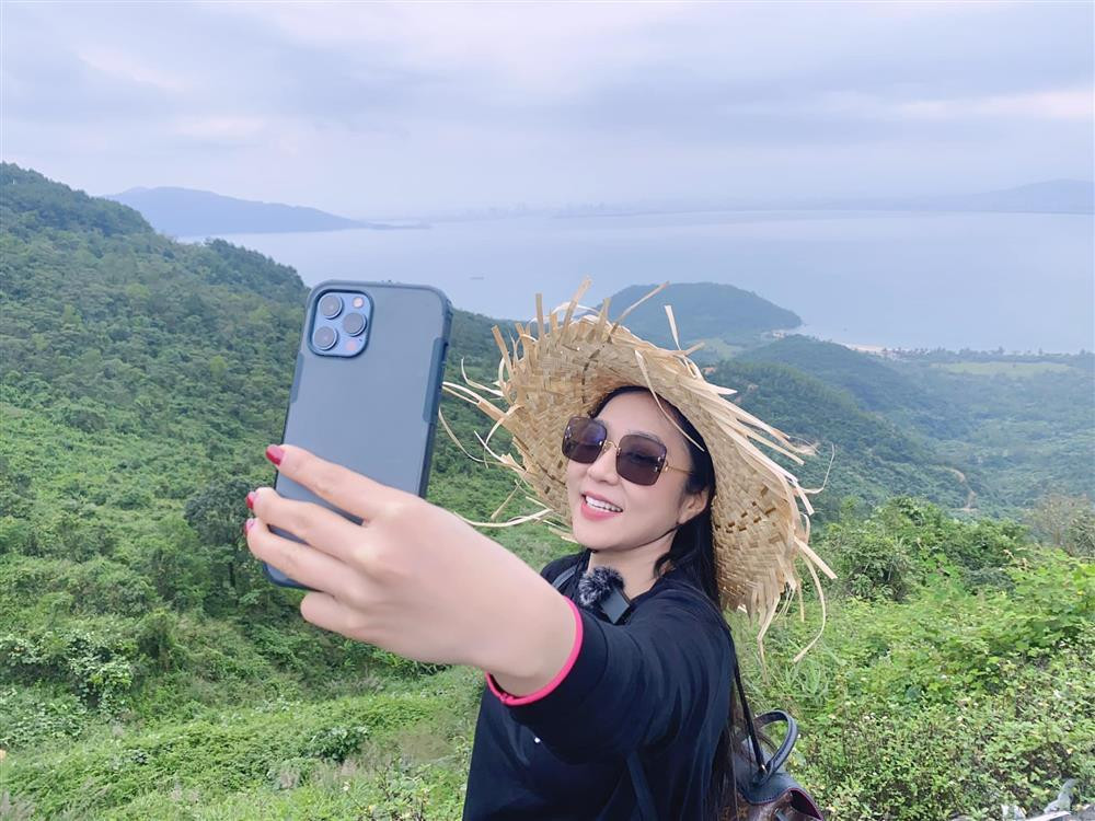 'Vua ca Koi' va Ha Thanh Xuan 'ben nhau khap the gian' truoc cuoi-Hinh-9