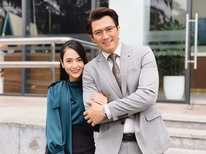 Mỹ nhân VTV lên đồ công sở trong phim mới đẹp hết nấc - Hình 8 My nhan VTV len do cong so trong phim moi dep het nac-Hinh-8