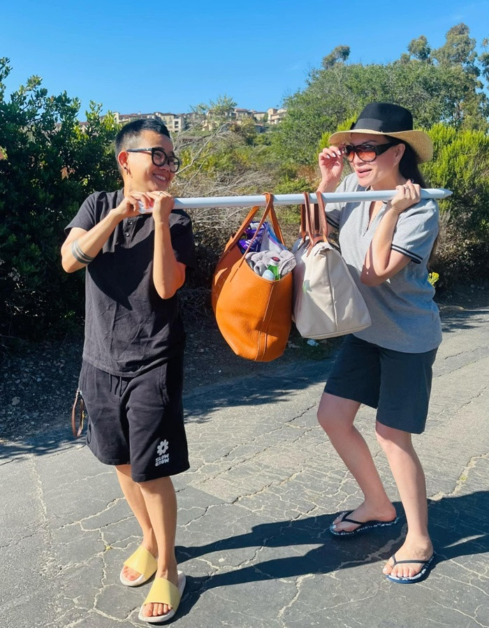 Thanh Hà tung khoảnh khắc lầy lội bên Phương Uyên Thanh Ha tung khoanh khac lay loi ben Phuong Uyen