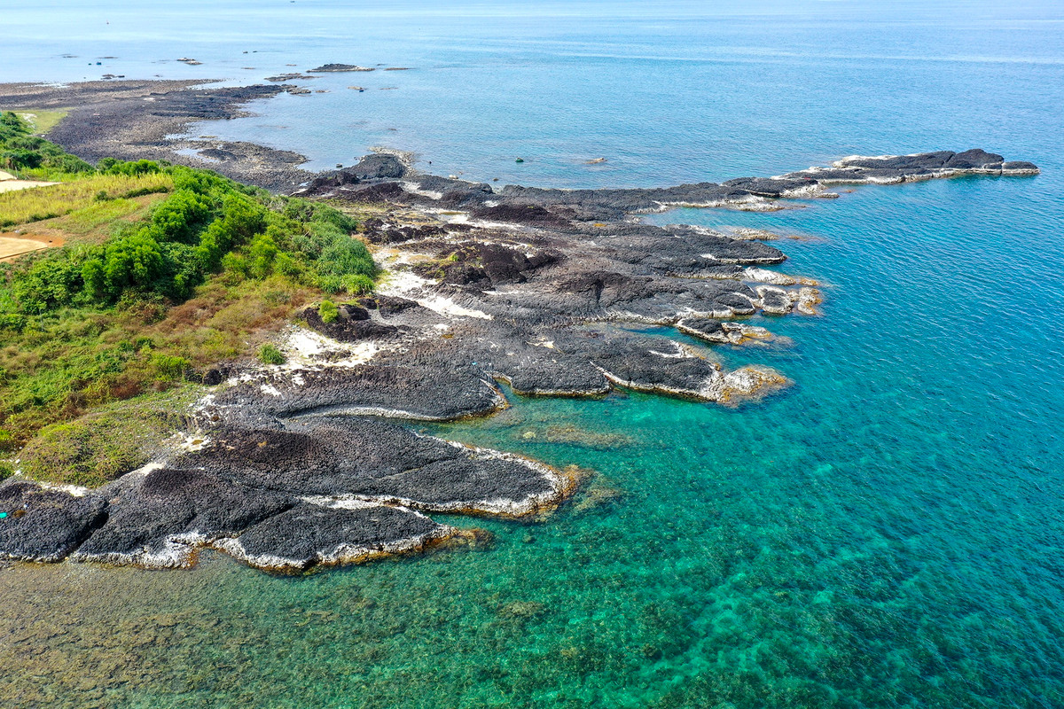 Các chuyên gia nhận định hoạt động núi lửa ở Gành Yến xảy ra khoảng 5-6 triệu năm trước, muộn hơn so với huyện đảo Lý Sơn.