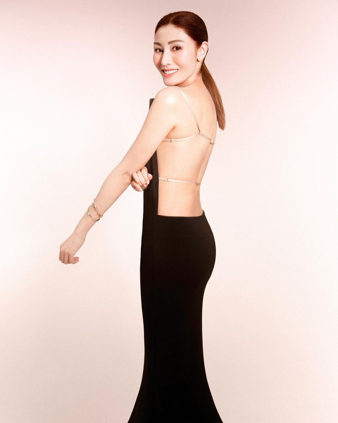 Khoanh khac suyt mat mang khien Ly Gia Han am anh-Hinh-2