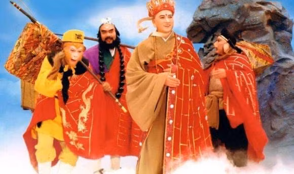 Vi sao Ton Ngo Khong bi deo vong kim co khi di theo Duong Tang-Hinh-5