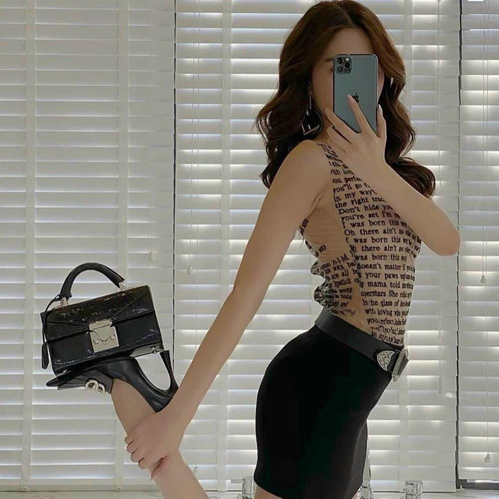 Hoa hau Luong Thuy Linh 'xam tro day minh' di lam giam khao-Hinh-6