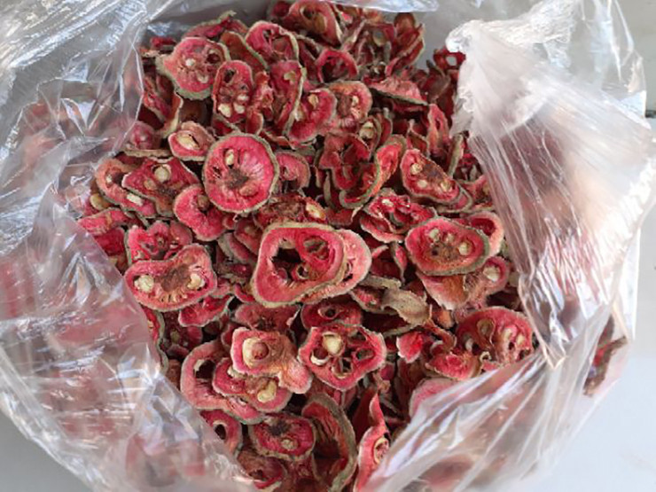 Ngoài chay tươi, chay khô cũng rất được ưa chuộng, loại này có thể bảo quản cẩn thận ăn quanh năm. Giá chay khô lên tới 200.000 đồng/kg