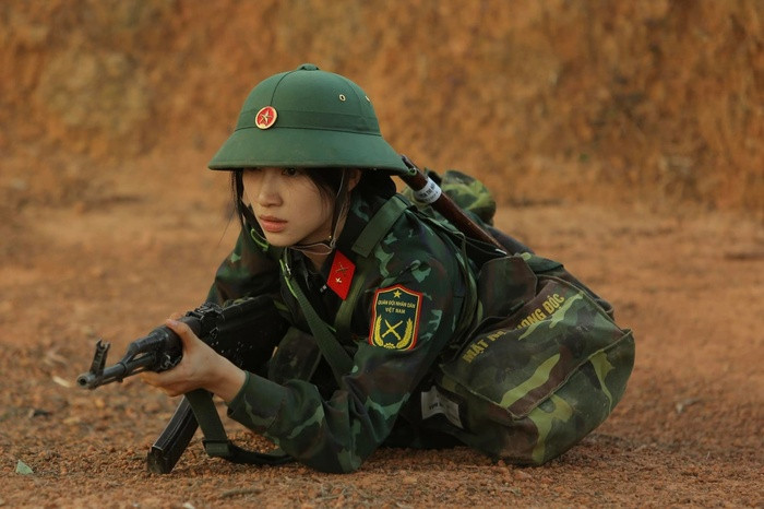 Hoa Minzy khoe doi chan bam tim khien fan xot xa-Hinh-5