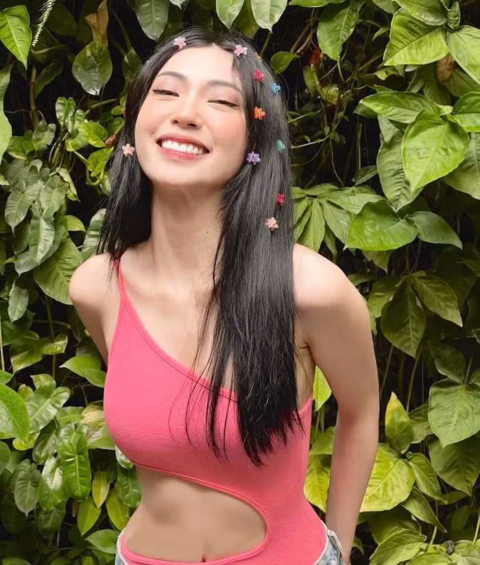 Khong Tu Quynh lo dien sau tin don yeu duong hoc tro Dong Nhi-Hinh-5