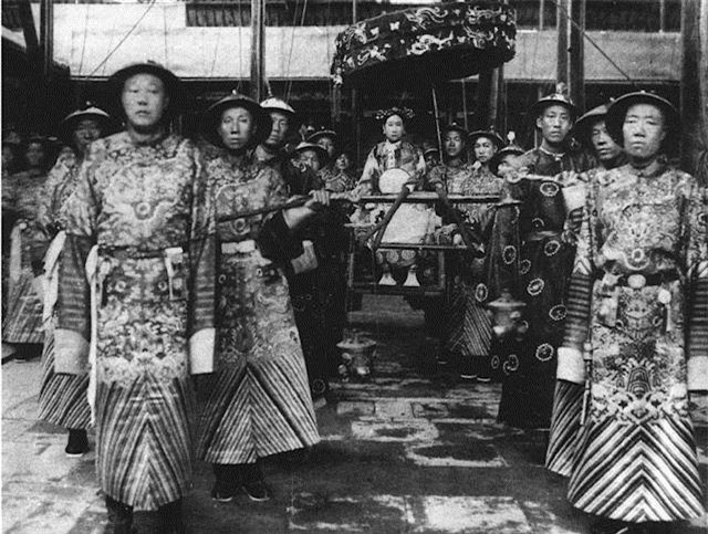 3 quy tac thai giam va cung nu tuan thu khi truc cung Tu Hi