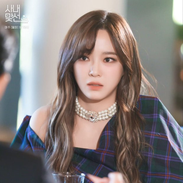 2 nữ thần phong cách công sở mới của phim Hàn - Hình 8 2 nu than phong cach cong so moi cua phim Han-Hinh-8