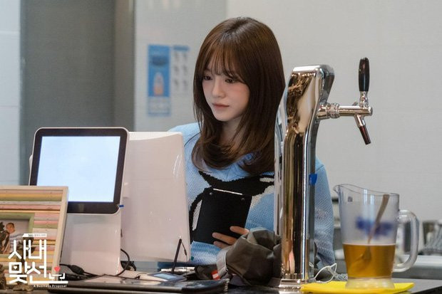 2 nữ thần phong cách công sở mới của phim Hàn - Hình 12 2 nu than phong cach cong so moi cua phim Han-Hinh-12