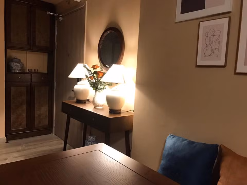 Căn hộ Bhutan mang màu sắc của đất, ẩn chứa cả tâm hồn gia chủ ảnh 20