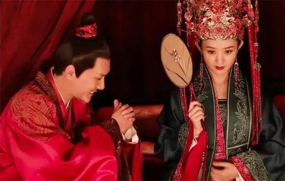 Thoi xua, the thiep than phan thap nhung lai co mot 'dac an'-Hinh-3