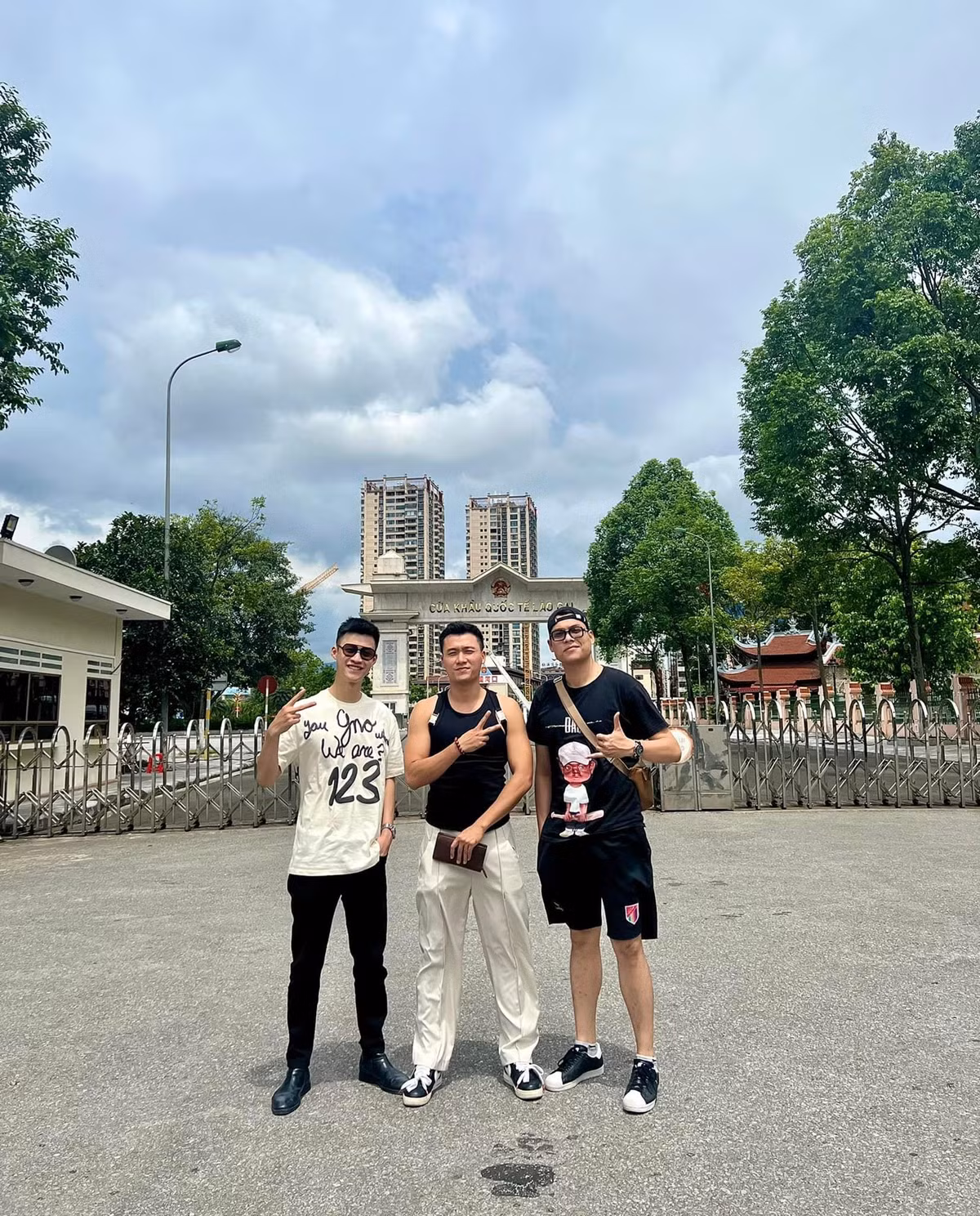 Theo chia sẻ của diễn viên Xuân Phúc, anh sẽ đảm nhận vai Phong- một Đại úy mạnh mẽ, tính cách có phần lạnh lùng, quyết liệt. Đấu trí cũng đánh dấu sự trở lại của nam diễn viên với màn ảnh phía Bắc sau gần 10 năm vắng bóng.