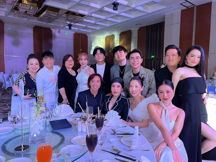 Hậu đám cưới, Mạc Văn Khoa tung bộ ảnh đẹp như mơ tại Nha Trang Hau dam cuoi, Mac Van Khoa tung bo anh dep nhu mo tai Nha Trang