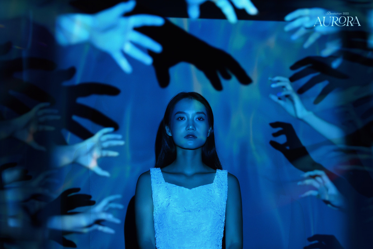 Bo anh ‘Vuc quang’ thuc day nguoi tre tim kiem suc manh noi tai-Hinh-5