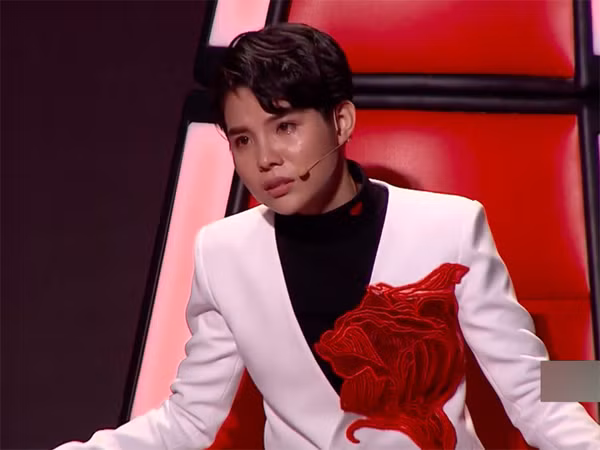 Vu Cat Tuong: Thay me co cuc lam lung, thay cha la tru cot-Hinh-3