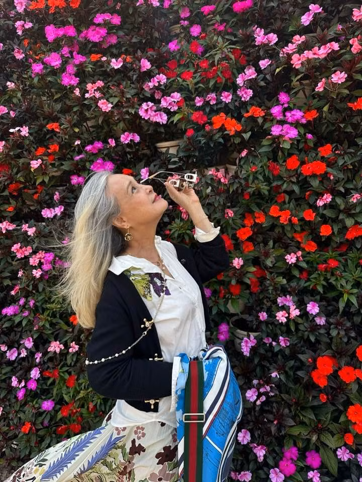 NSND Hoang Cuc Sau 10 nam chien dau voi ung thu-Hinh-4