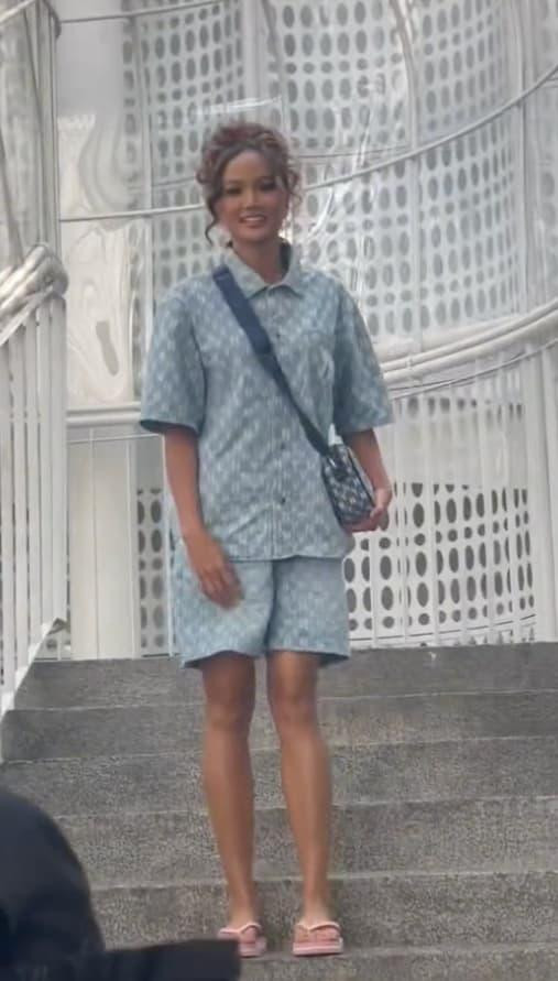 HHen Niê khiến fan hết hồn với phong cách chẳng giống ai - Hình 3 HHen Nie khien fan het hon voi phong cach chang giong ai-Hinh-3