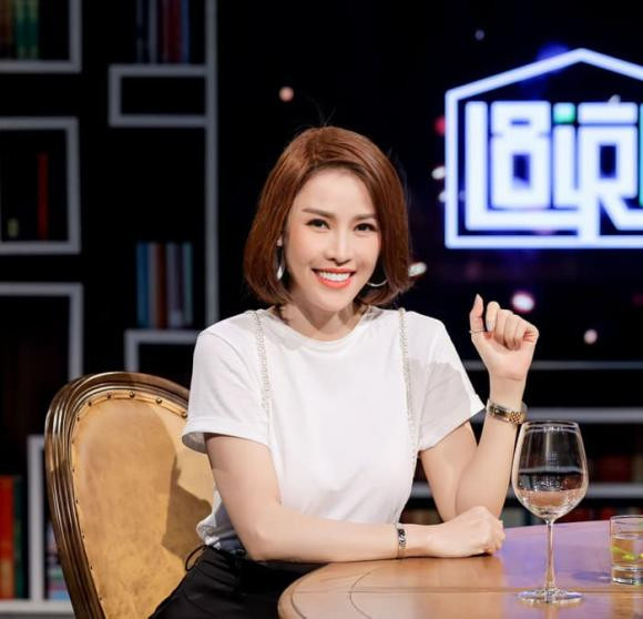 Ca si Que Van hiem hoi ke ve cuoc hon nhan dau tien