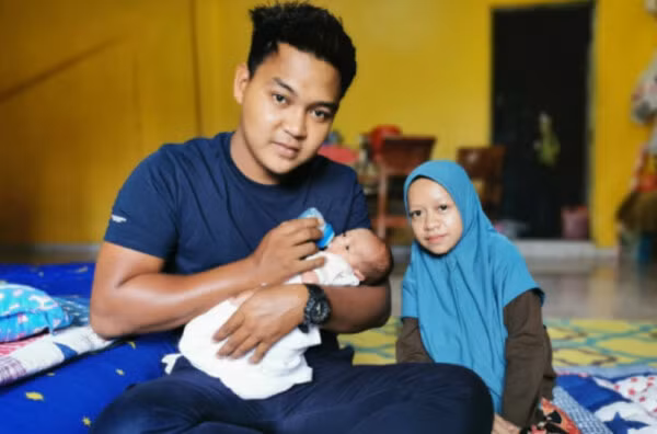 Cô gái tí hon lấy được chồng trẻ đẹp, tò mò diện mạo con đầu lòng ảnh 2