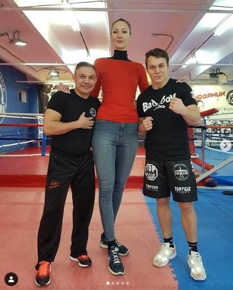 Cuoc song co gai co doi chan dai 1,33 met-Hinh-7