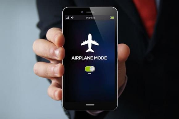 Khi dien thoai tro nen qua nong, hay thao tac theo 7 meo nay-Hinh-4