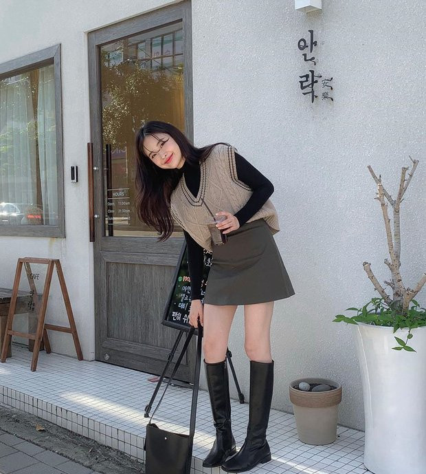 Những lần chọn boots lệch pha dìm cả set đồ của dàn mỹ nhân Việt - Hình 7 Nhung lan chon boots lech pha dim ca set do cua dan my nhan Viet-Hinh-7