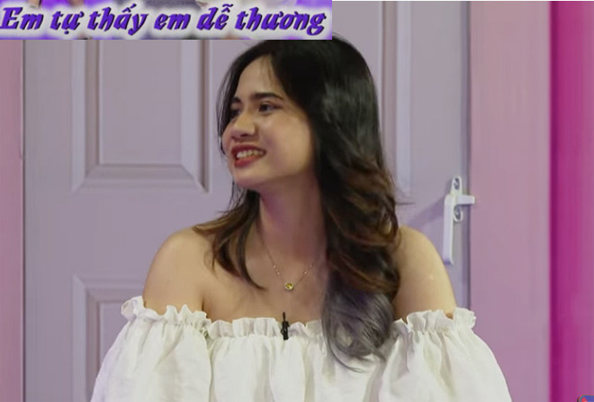 Gai xinh di hen ho tim ban trai chua benh mat ngu moi dem-Hinh-2