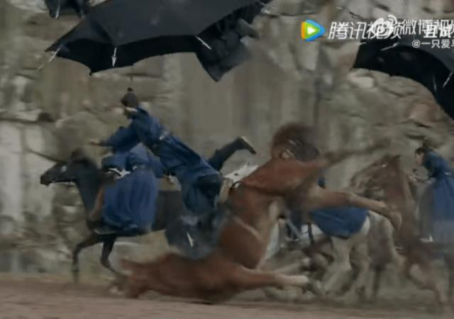 Phim cua Trieu Lo Tu dinh nghi van nguoc dai dong vat-Hinh-6