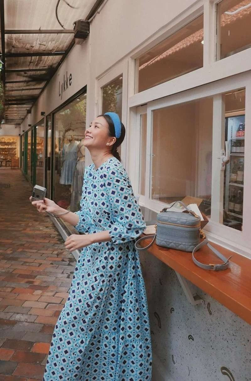 Thanh Hằng sở hữu bộ sưu tập váy hoa ghi điểm ở sự trẻ trung - Hình 6 Thanh Hang so huu bo suu tap vay hoa ghi diem o su tre trung-Hinh-6