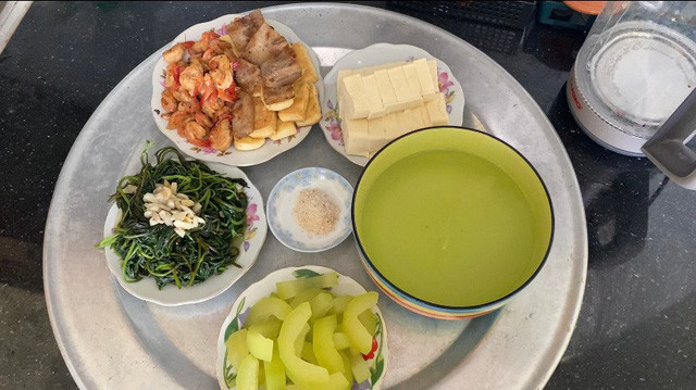 Chi phí tự điều trị COVID-19 tại nhà lên đến chục triệu đồng - Hình 3 Chi phi tu dieu tri COVID-19 tai nha len den chuc trieu dong-Hinh-3