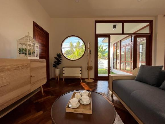 Mau nha cap bon mai bang voi khong gian mo-Hinh-2