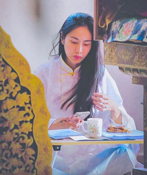 Thủy Tiên hiếm hoi đăng ảnh mới sau loạt ồn ào Thuy Tien hiem hoi dang anh moi sau loat on ao