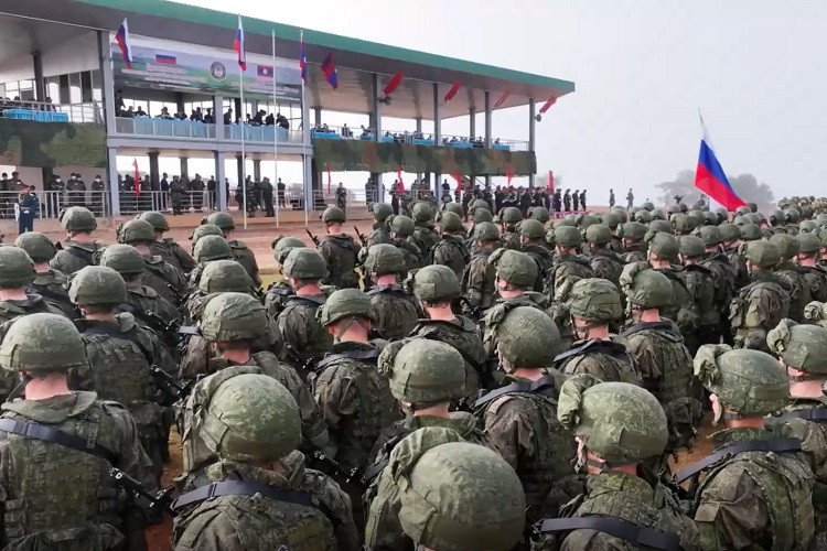 Hình ảnh Nga - Lào diễn tập quân sự chung - Hình 2 Hinh anh Nga - Lao dien tap quan su chung-Hinh-2