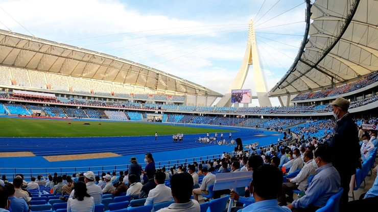 Campuchia chi tien xay cong trinh 