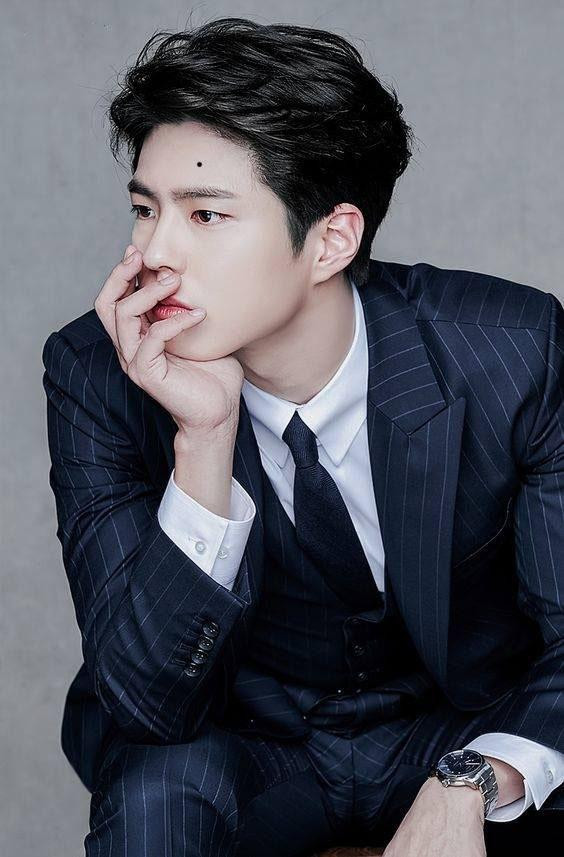 5 not ruoi phu quy tren mat dan ong, ai co se giau sang-Hinh-2