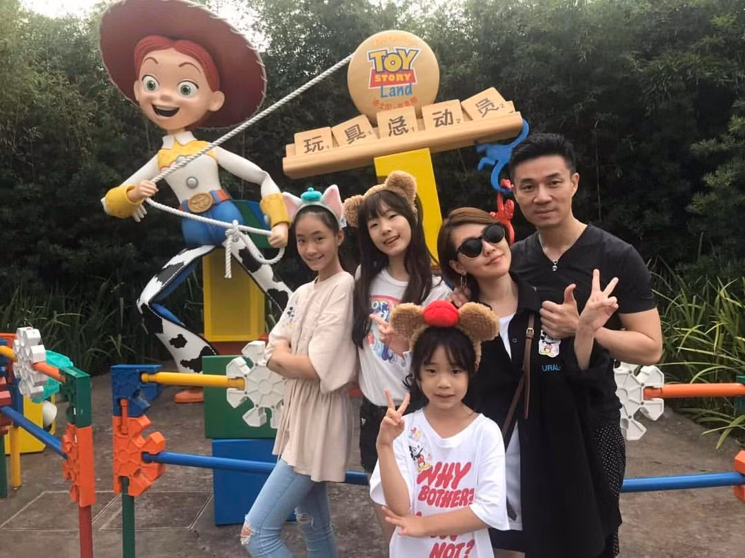 Bi kich sau cuoc hon nhan 'kieu nu, dai gia' cua em gai Tu Hy Vien-Hinh-5