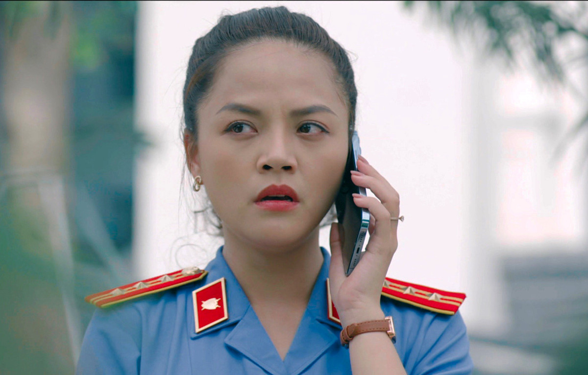 Thu Quynh lot xac tu 'Quynh bup be' den kiem sat vien-Hinh-2