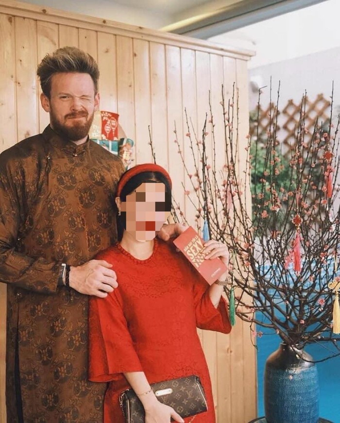 Trung hop giua 'tieu tam' nghi hen ho voi chong Elly Tran va Hien Ho-Hinh-2