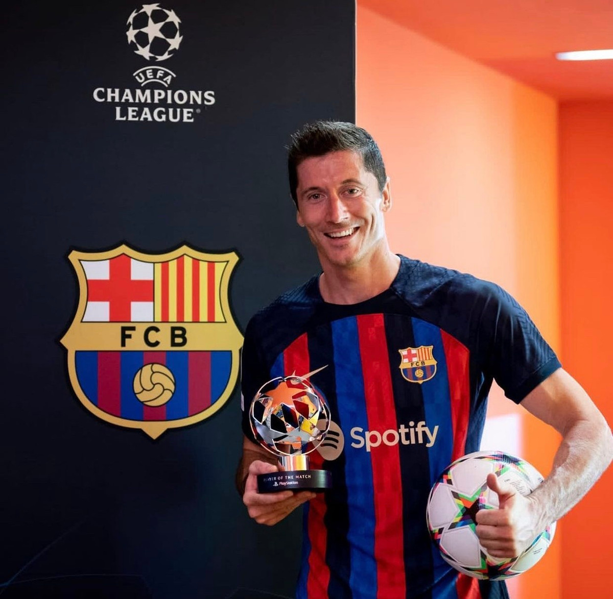 Chan dung nguoi vo ben Lewandowski 15 nam