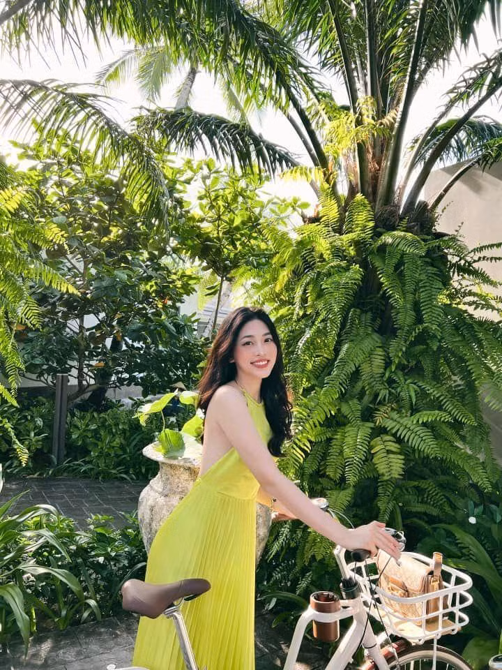 La Thanh Huyen khoe vong 1 ngop tho - Ngoc Trinh 'banh beo chua'-Hinh-6