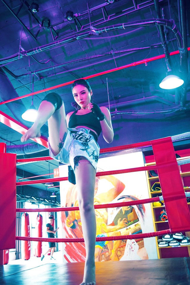 Nhung kieu mac giup Linh Miu khoe duoc hinh xam-Hinh-4