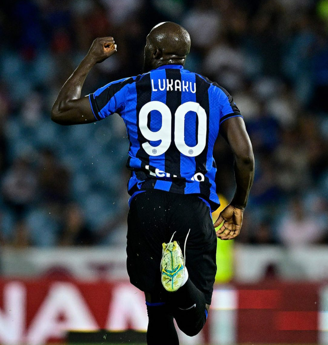 Lukaku gây sốc với thể hình cơ bắp Lukaku gay soc voi the hinh co bap