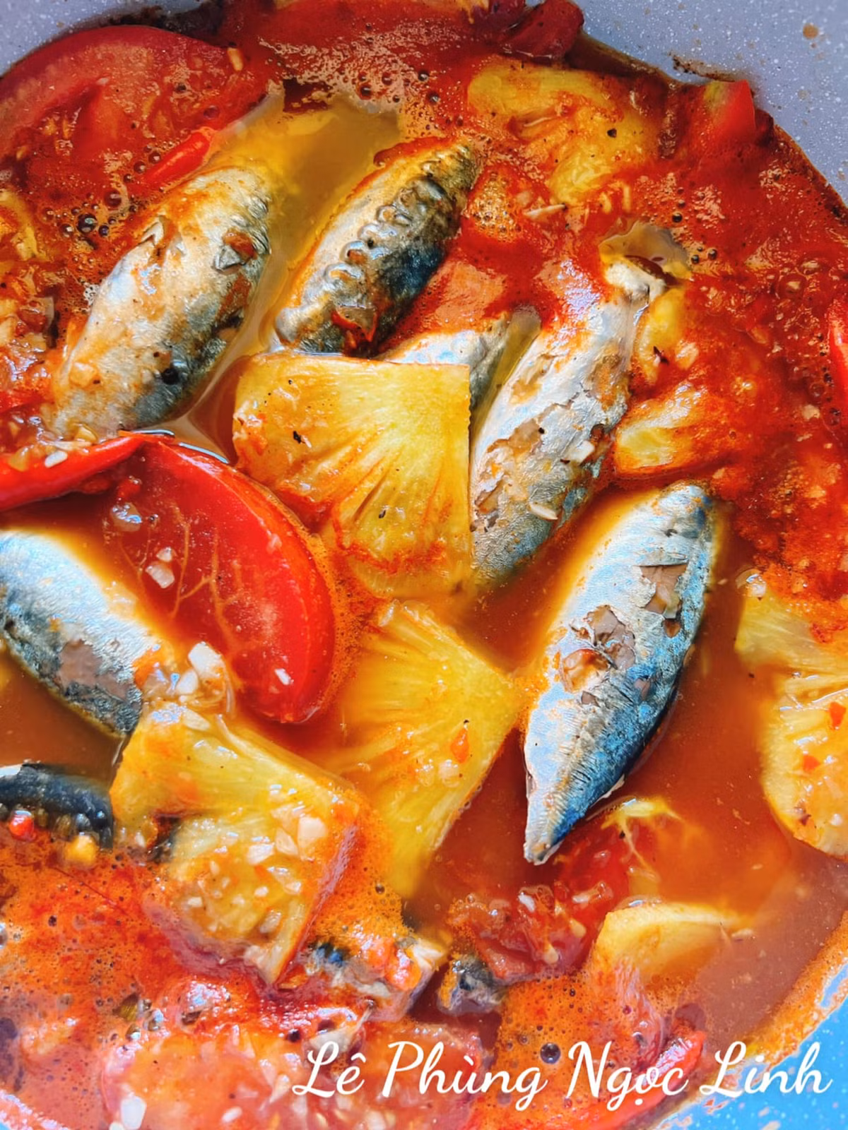 Kho ca nuc voi loai qua thom phuc, cho huong vi ngon my man