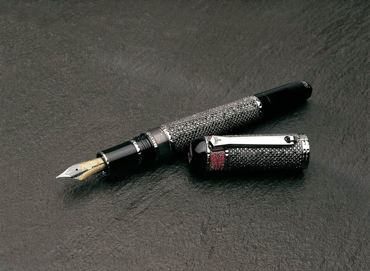 Choang voi nhung cay but co gia bang ca can biet thu-Hinh-5