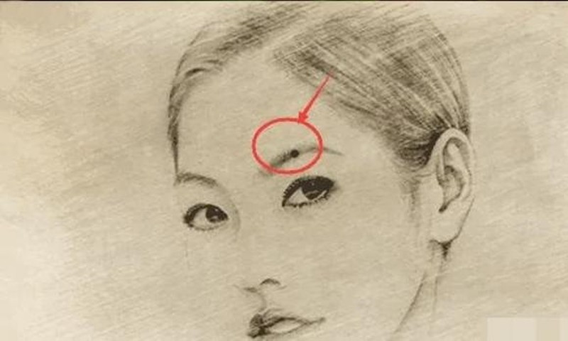 Phu nu co 3 loai not ruoi nay o long may phu quy bam tron doi-Hinh-2