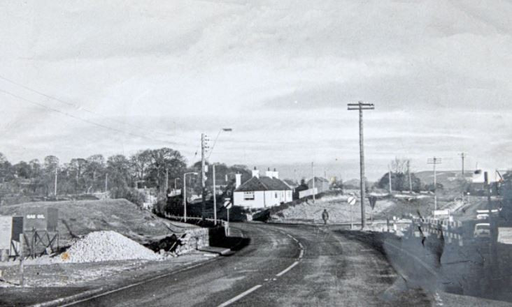 Nha nam lot thom giua bung binh duong, 40 nam quyet khong di doi-Hinh-2