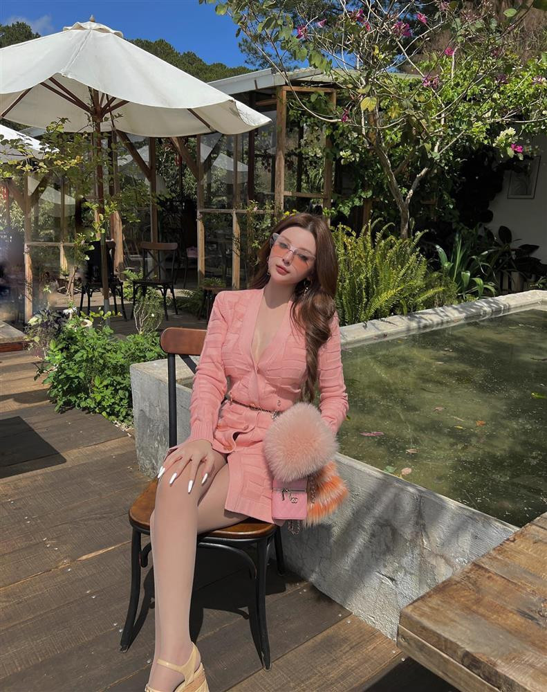 Huyen Baby du xuan moi ngay 1 bo, Tet kieu 'nha giau' la day!-Hinh-3