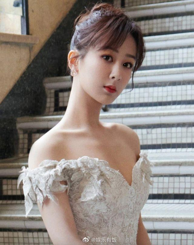 Duong Tu co nhieu hanh dong tu kem duyen den phan cam-Hinh-2