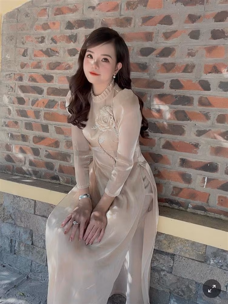 Co giao 9x 'ho bien' hang loat mon an ngon lam tu trung