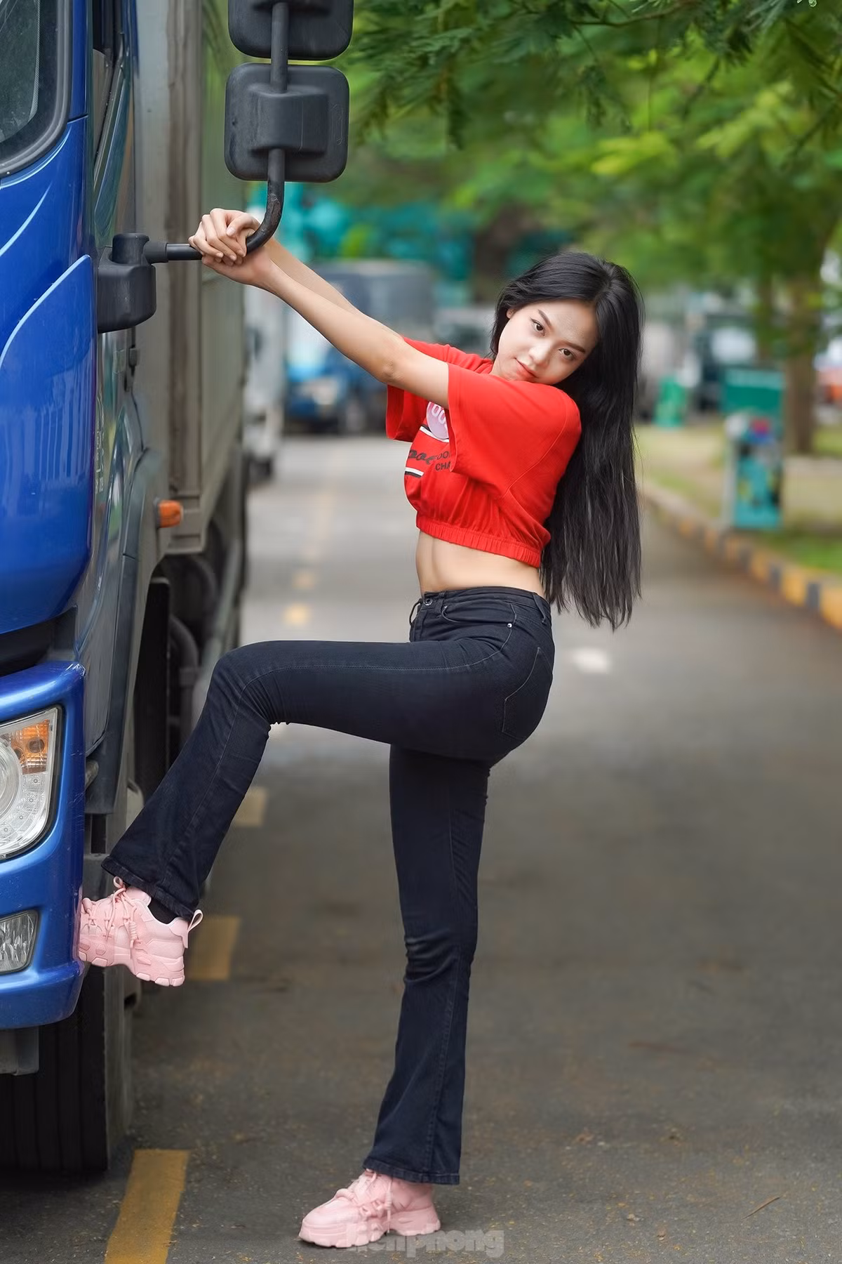 Vong eo thon cua Hoa hau Huynh Thi Thanh Thuy-Hinh-8